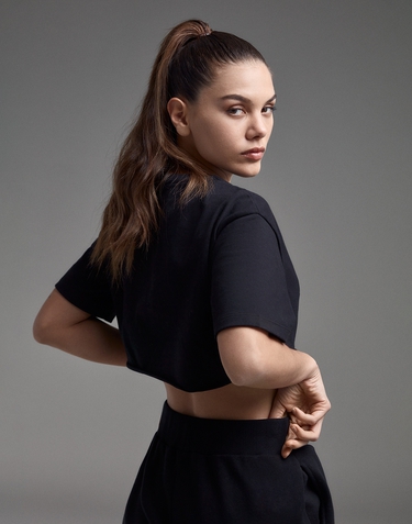 Ropa Hawkers Apparel DXB CROP TOP BLACK