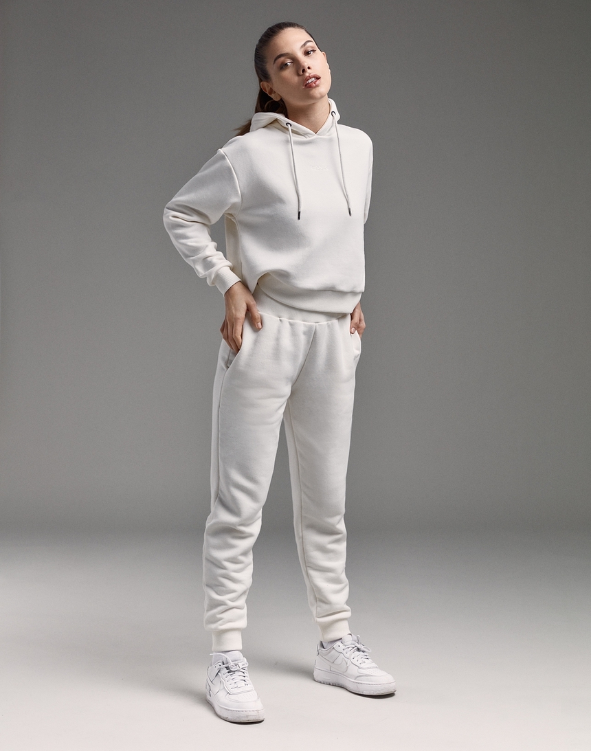 Hawkers MAD JOGGER CREAM (XL) master image number 4.0
