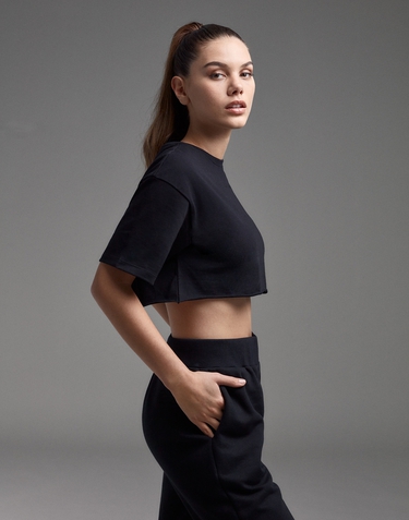 Ropa Hawkers Apparel DXB CROP TOP BLACK