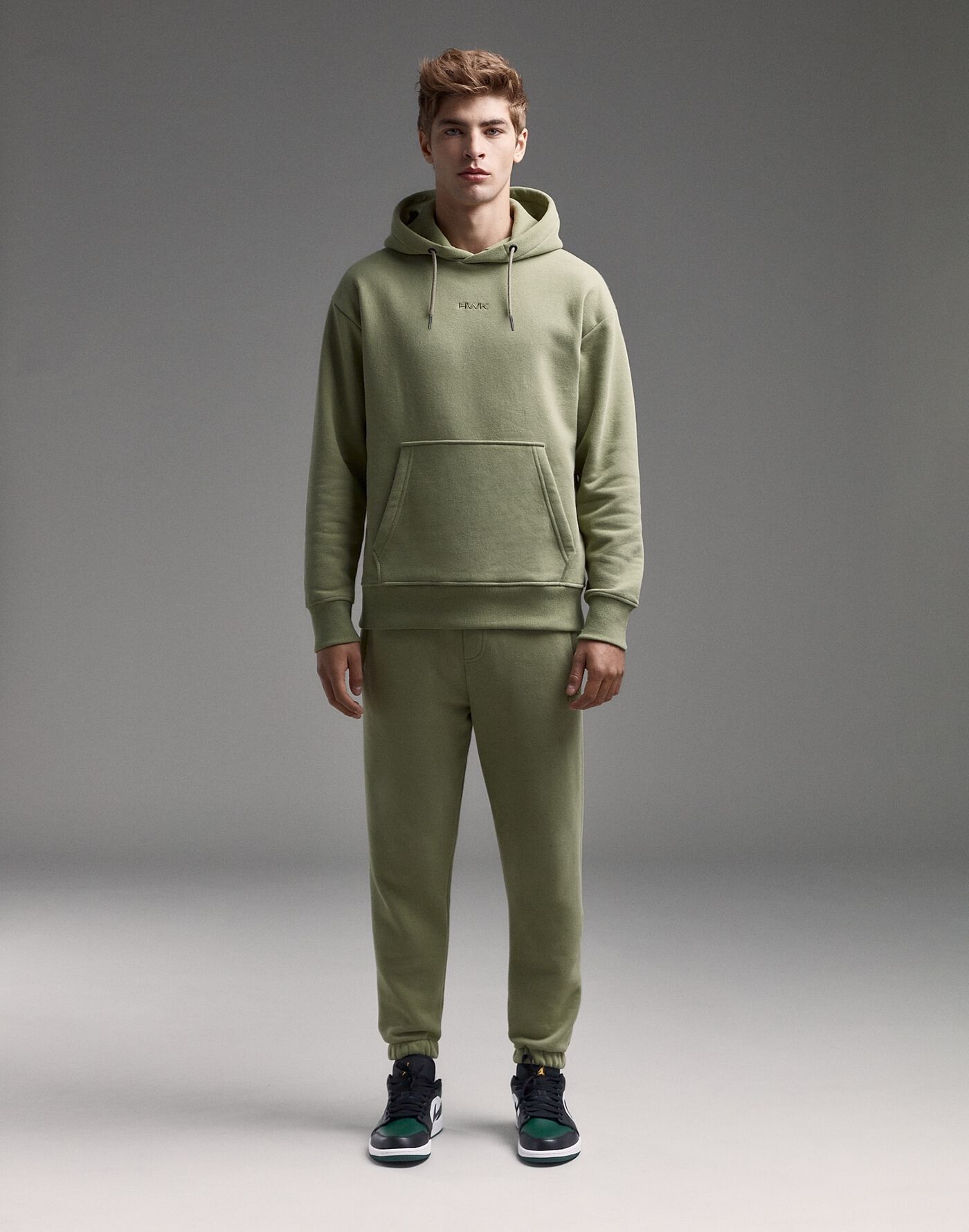 Hawkers BCN JOGGER OLIVE | Hawkers® España Tienda Oficial