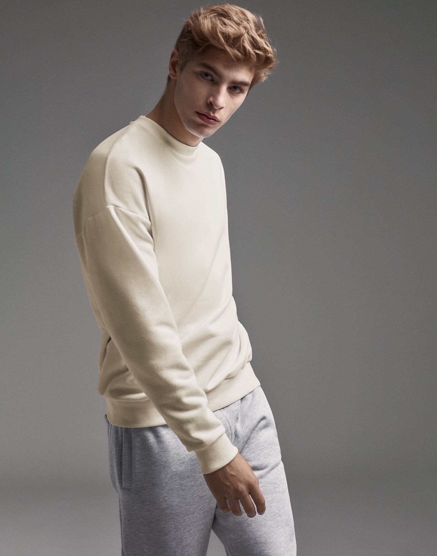 Sweatshirt cream clearance