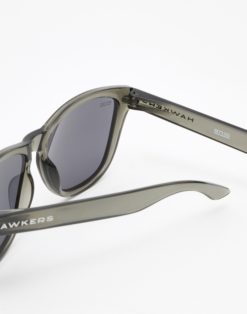 Hawkers ONE - POLARIZED CRYSTAL DARK master image number 4.0