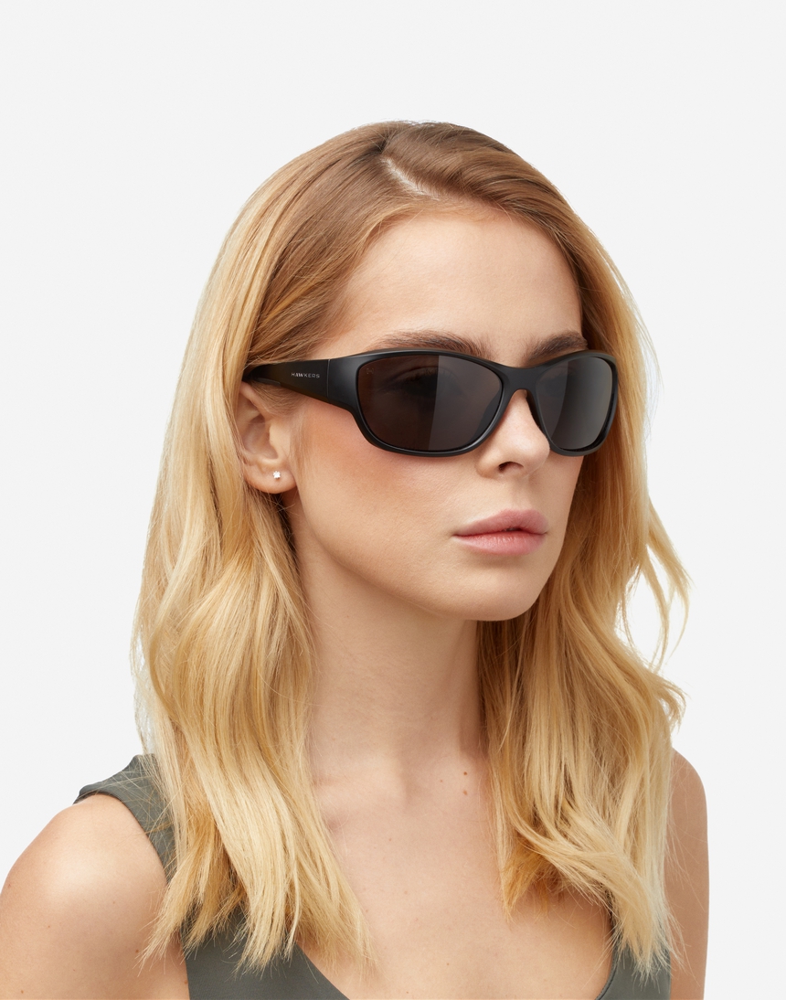 Hawkers RAVE - POLARIZED BLACK DARK master image number 6.0