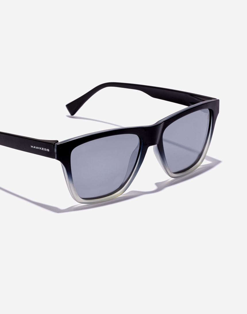 Hawkers ONE LS RODEO - POLARIZED BLACK MIRROR master image number 3