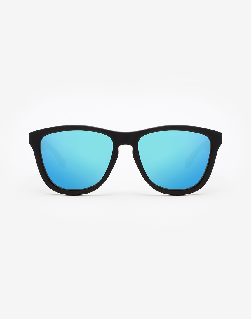 Hawkers Polarized Carbon Black Clear Blue One master image number 0