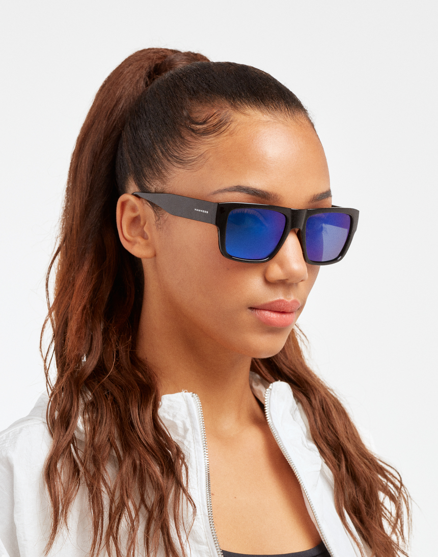 Hawkers WAIMEA - POLARIZED BLACK REVO master image number 6.0