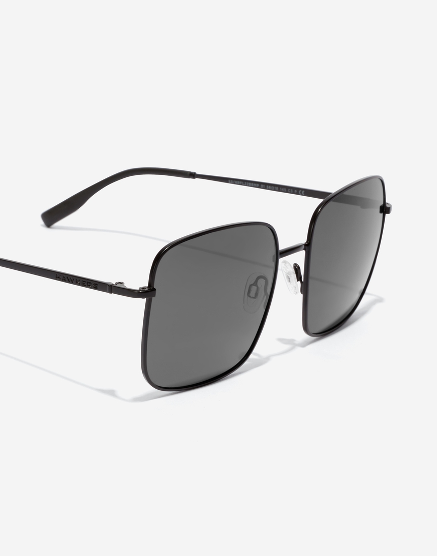 Hawkers ROYAL FLUSH - POLARIZED BLACK DARK master image number 3.0