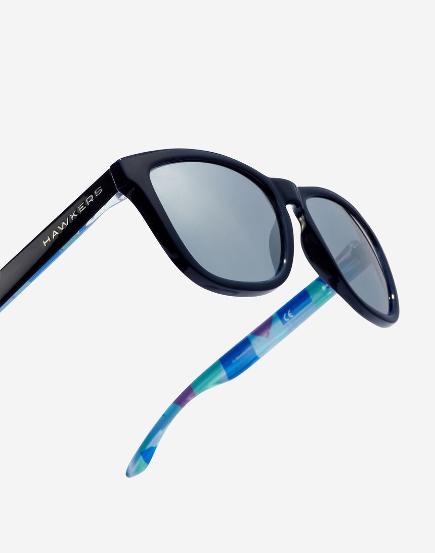 Hawkers ONE MAVERICK - CHROME master image number 5.0