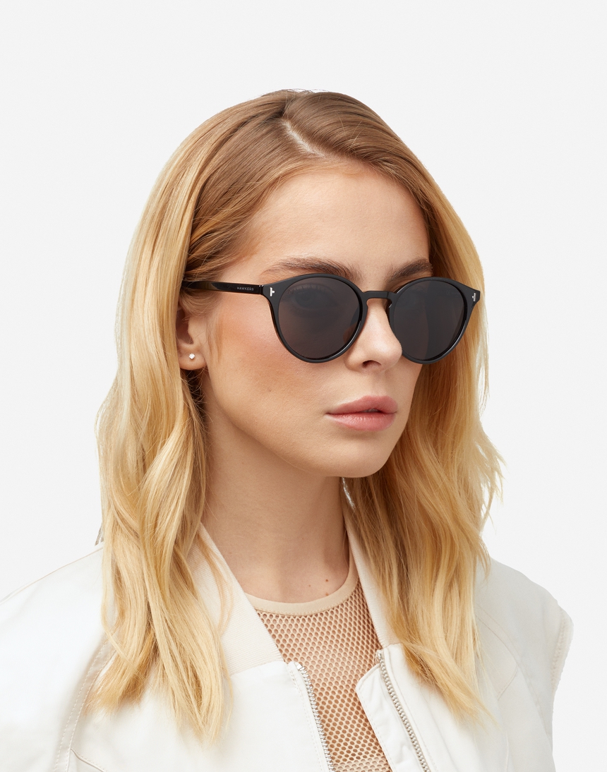 Hawkers SALT - POLARIZED BLACK DARK master image number 6.0
