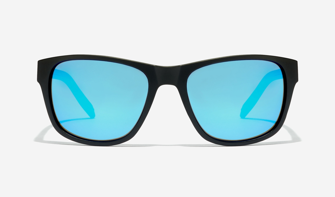 Hawkers OWENS - POLARIZED BLACK CLEAR BLUE master image number 1
