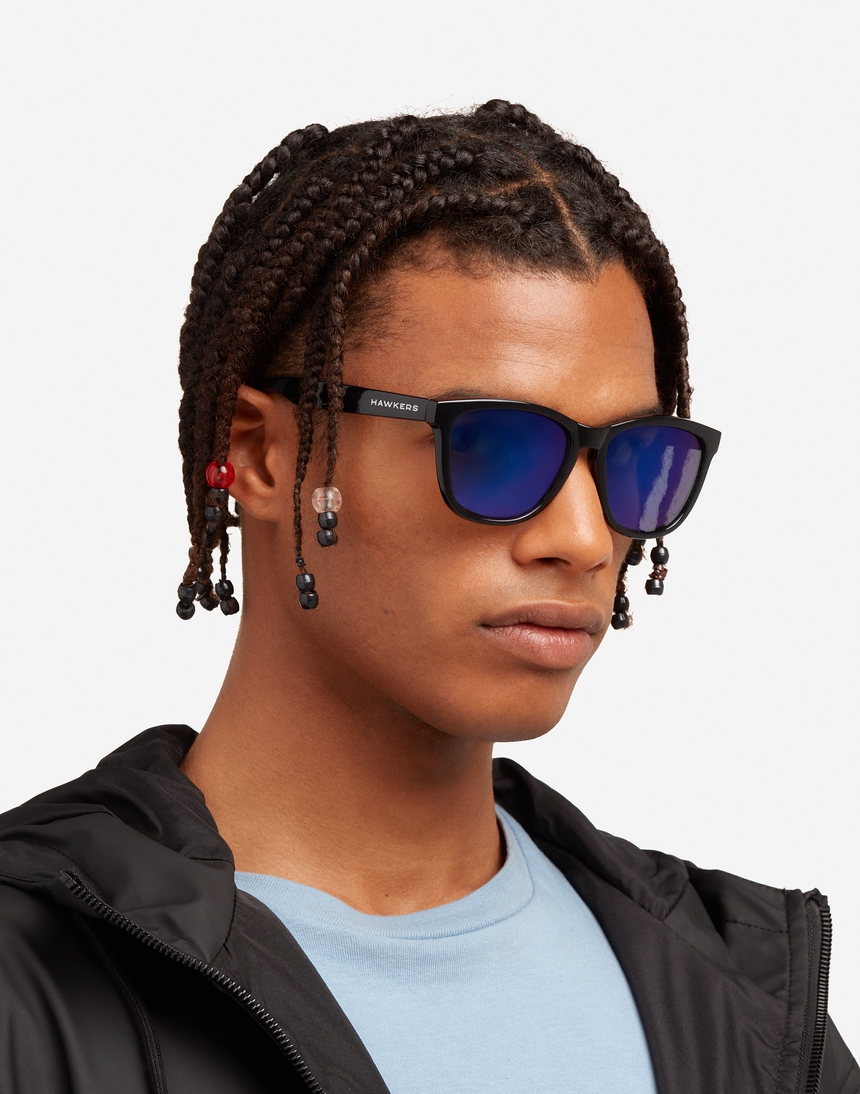 Hawkers Diamond Black Sky One master image number 7.0