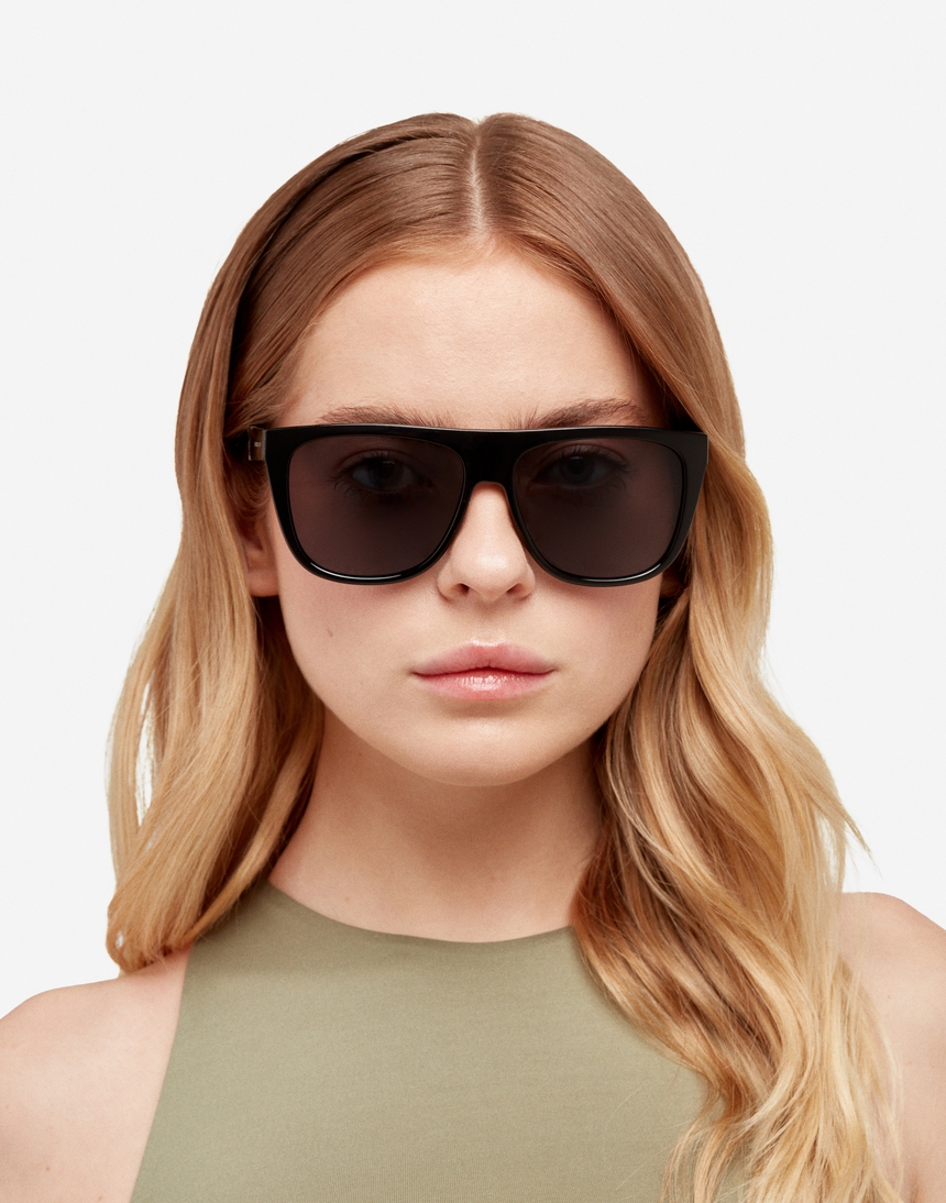 Hawkers Black Runway master image number 10.0