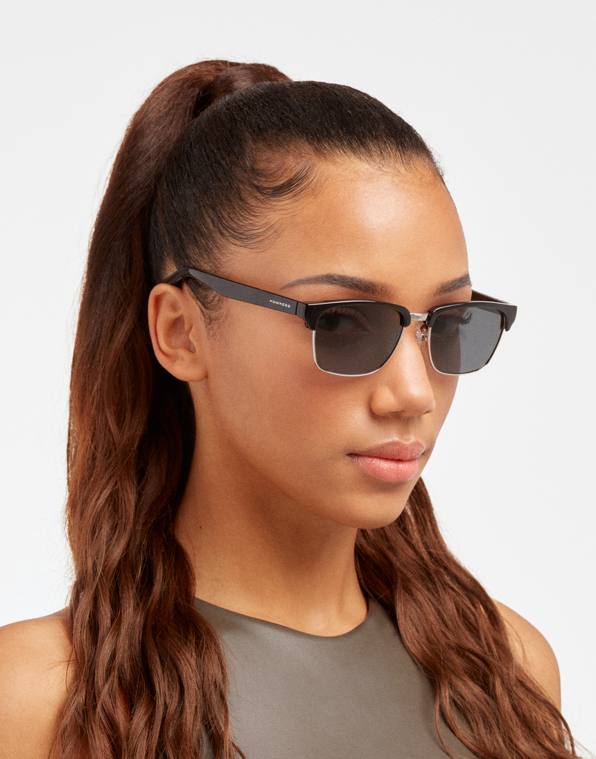 Hawkers CLASSIC VALMONT - POLARIZED BLACK GREY master image number 6.0