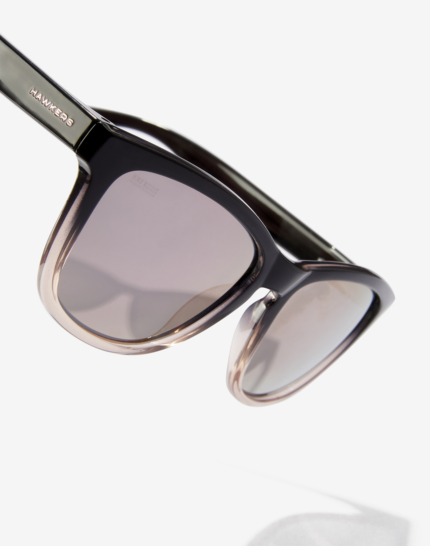 Hawkers ONE - POLARIZED FUSION ROSE GOLD master image number 4