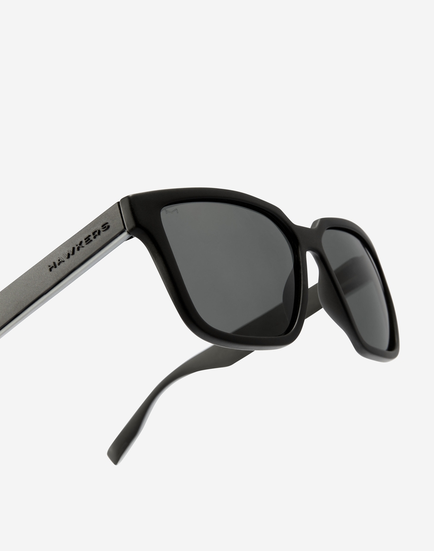 Hawkers MOTION - POLARIZED BLACK DARK master image number 5.0