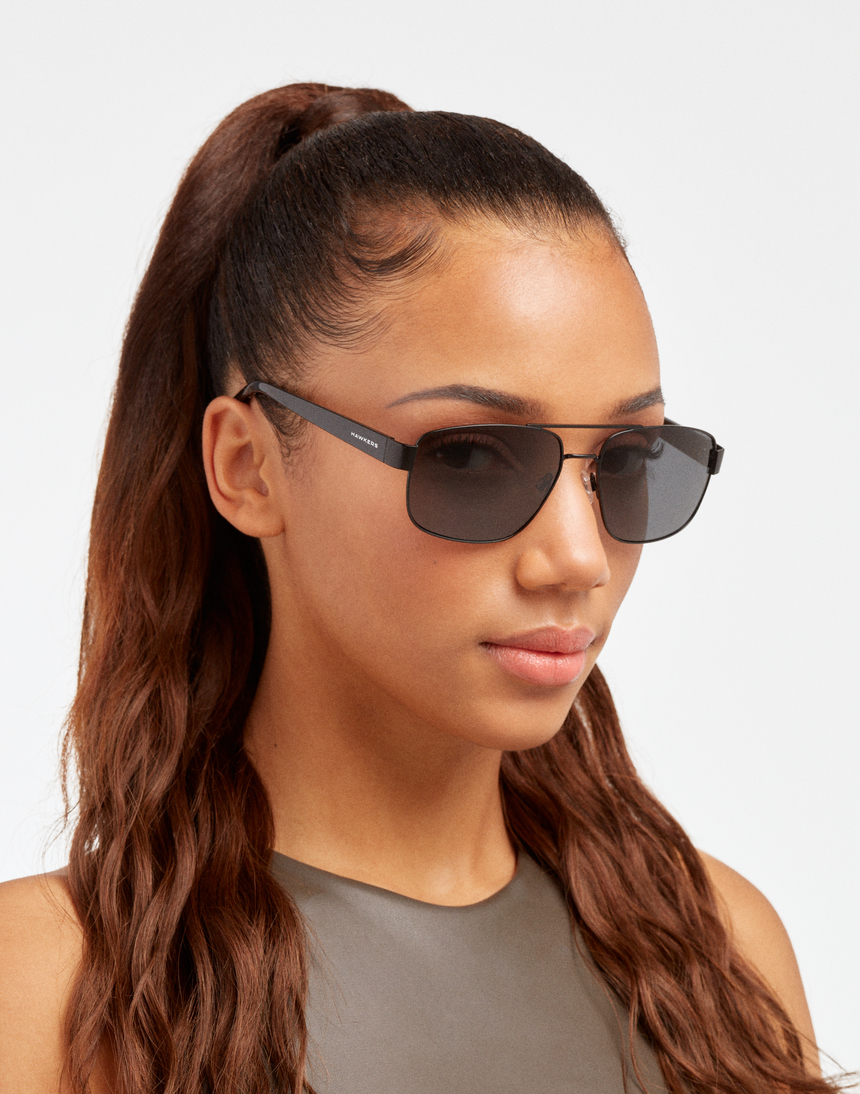 Hawkers FALCON - POLARIZED BLACK GREY master image number 6.0