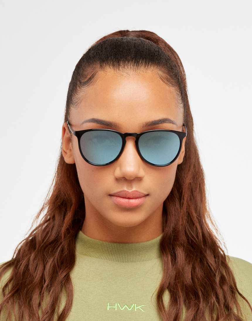 Hawkers OLLIE - POLARIZED BLACK CHROME master image number 8.0