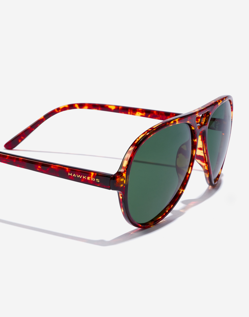 Hawkers SOUTH BEACH - POLARIZED CAREY GREEN master image number 3.0