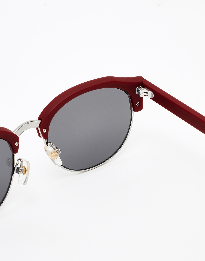 Hawkers Burgundy Chrome Classic Rounded master image number 3.0