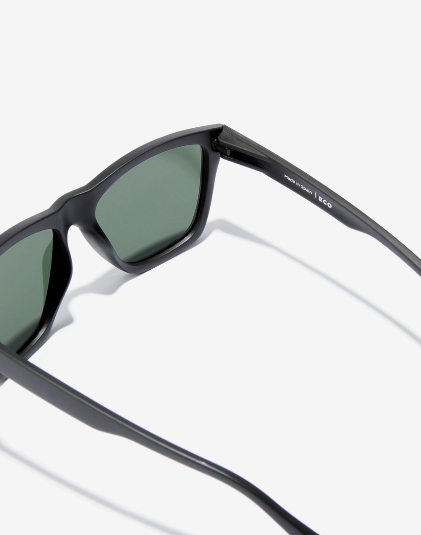 Hawkers ONE LS RAW - POLARIZED BLACK ALLIGATOR ECO master image number 4.0