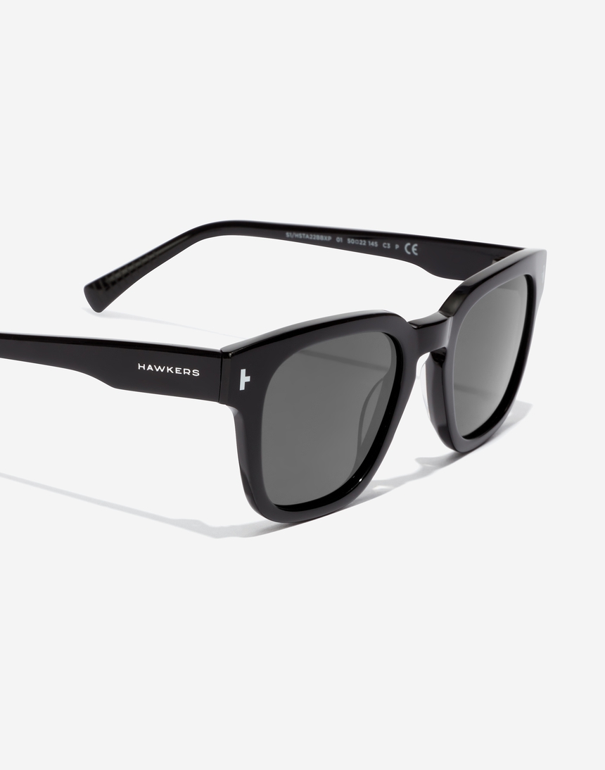 Hawkers STACK - POLARIZED BLACK DARK master image number 3.0