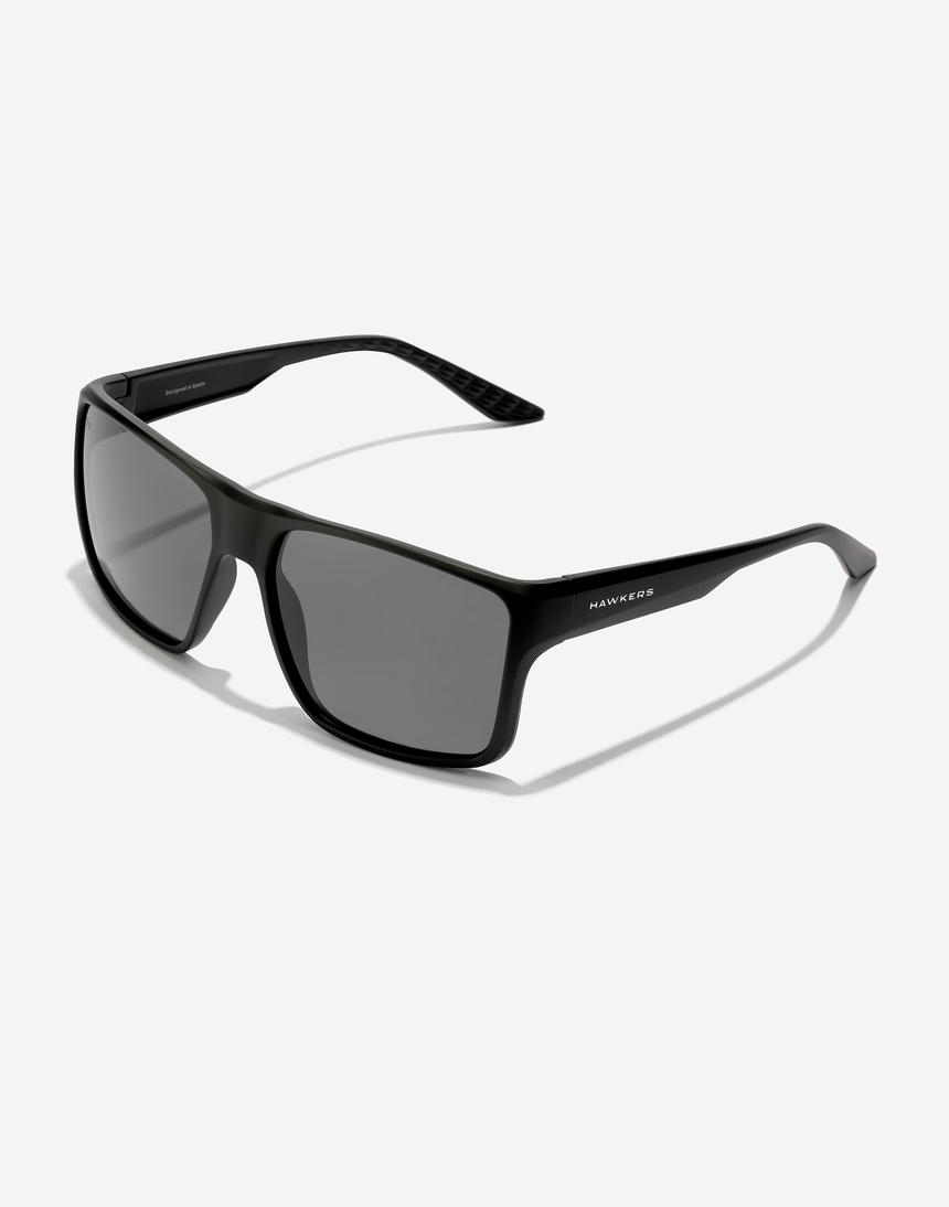 Hawkers EDGE XL - POLARIZED BLACK DARK master image number 2.0