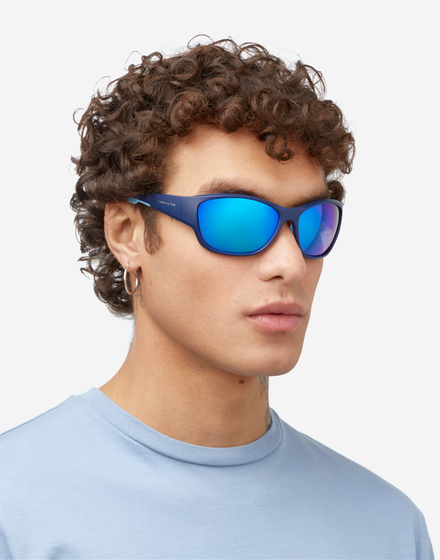 Hawkers RAVE - NAVY CLEAR BLUE master image number 7.0