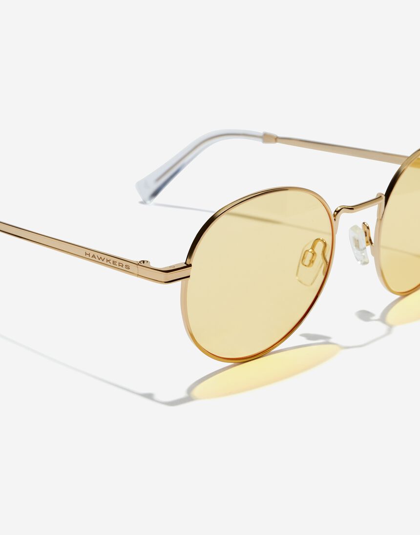 Hawkers PIERRE GASLY X HAWKERS - MOMA GOLD master image number 3.0