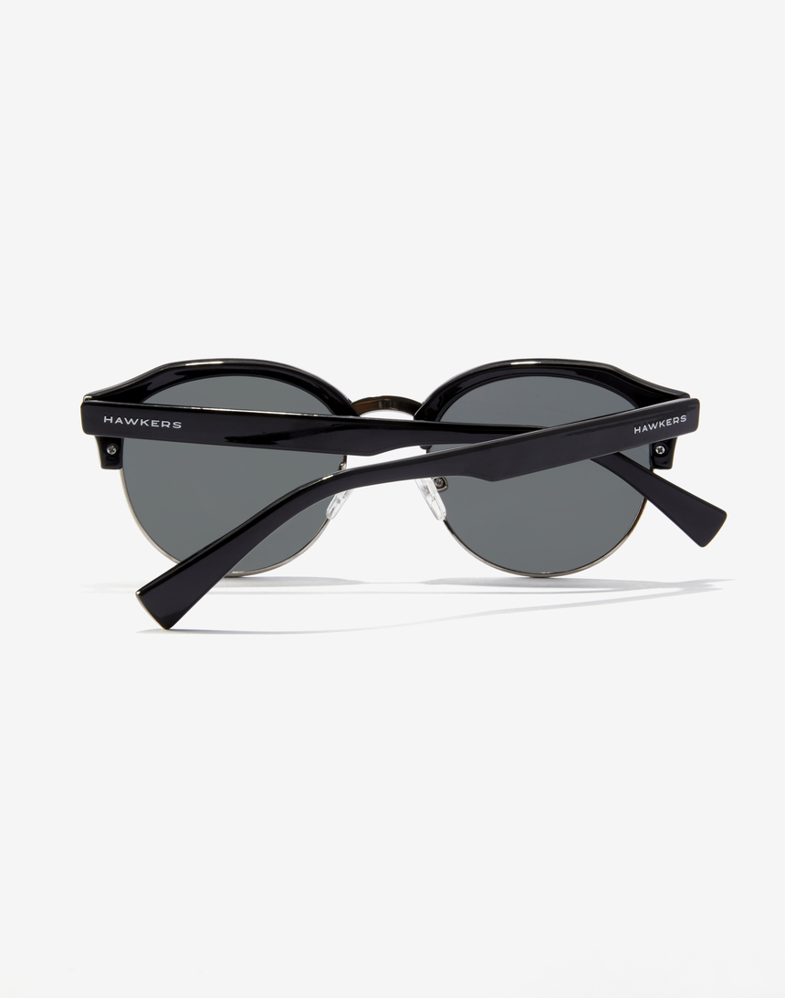 Hawkers CLASSIC ROUNDED - POLARIZED DARK master image number 4.0