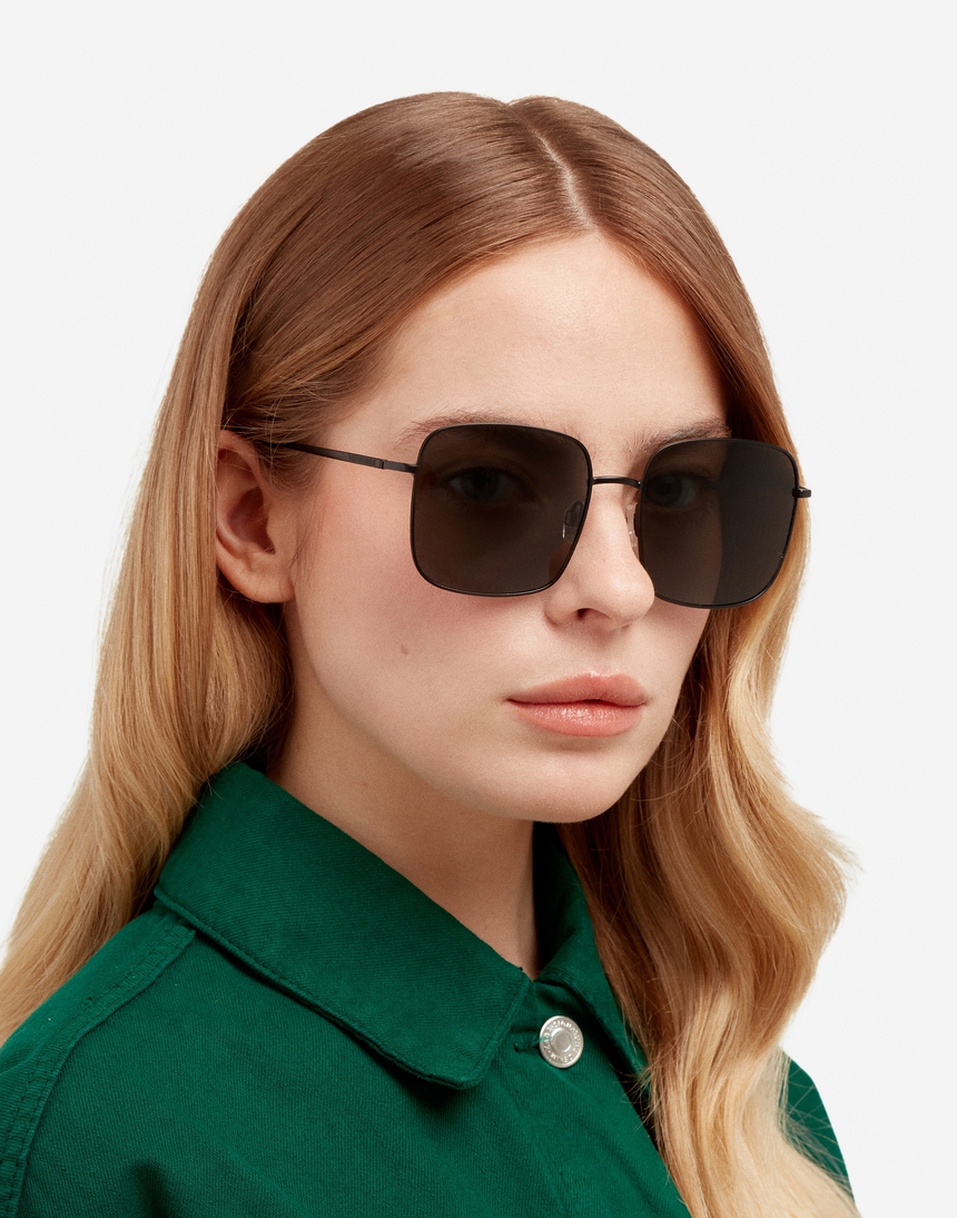 Hawkers ROYAL FLUSH - POLARIZED BLACK DARK master image number 6.0