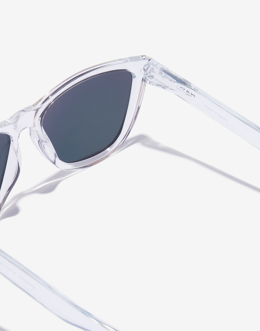 Hawkers ONE RAW - POLARIZED AIR EMERALD master image number 4.0