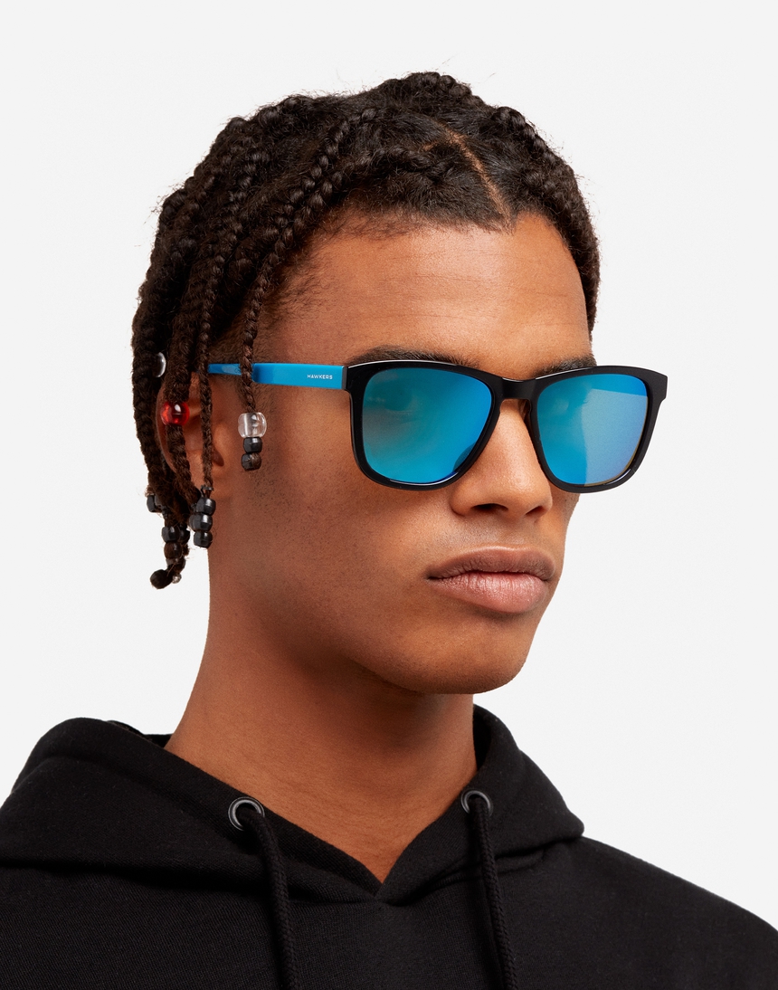 Hawkers ZHANNA - POLARIZED BLACK CLEAR BLUE master image number 7.0