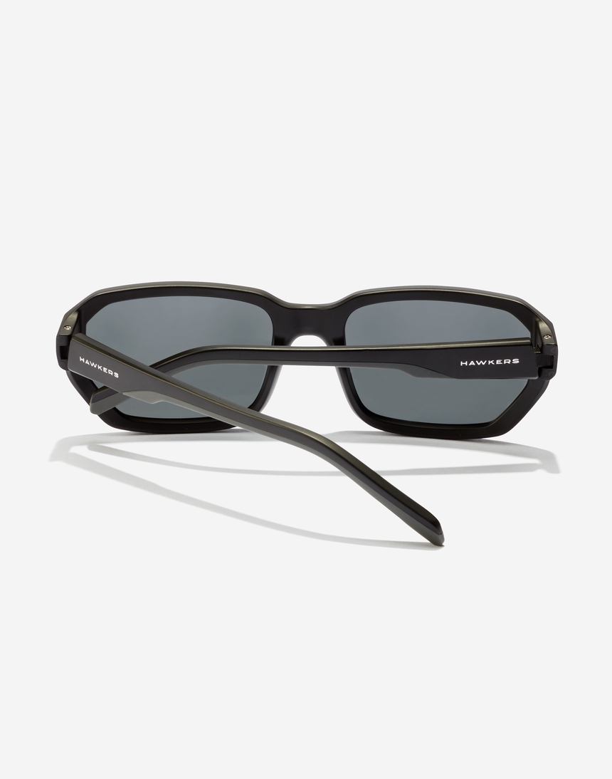 Hawkers BOLT - POLARIZED BLACK DARK master image number 4.0