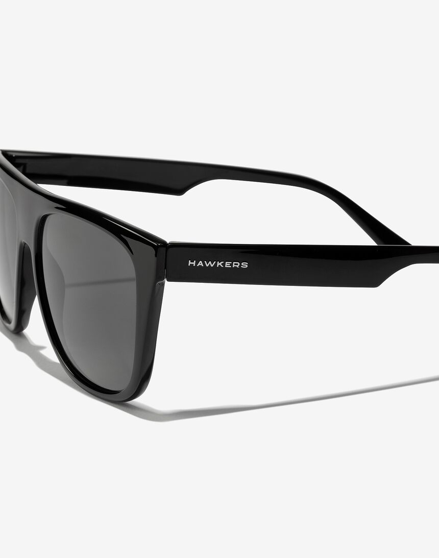 Hawkers Polarized Black Runway master image number 3.0