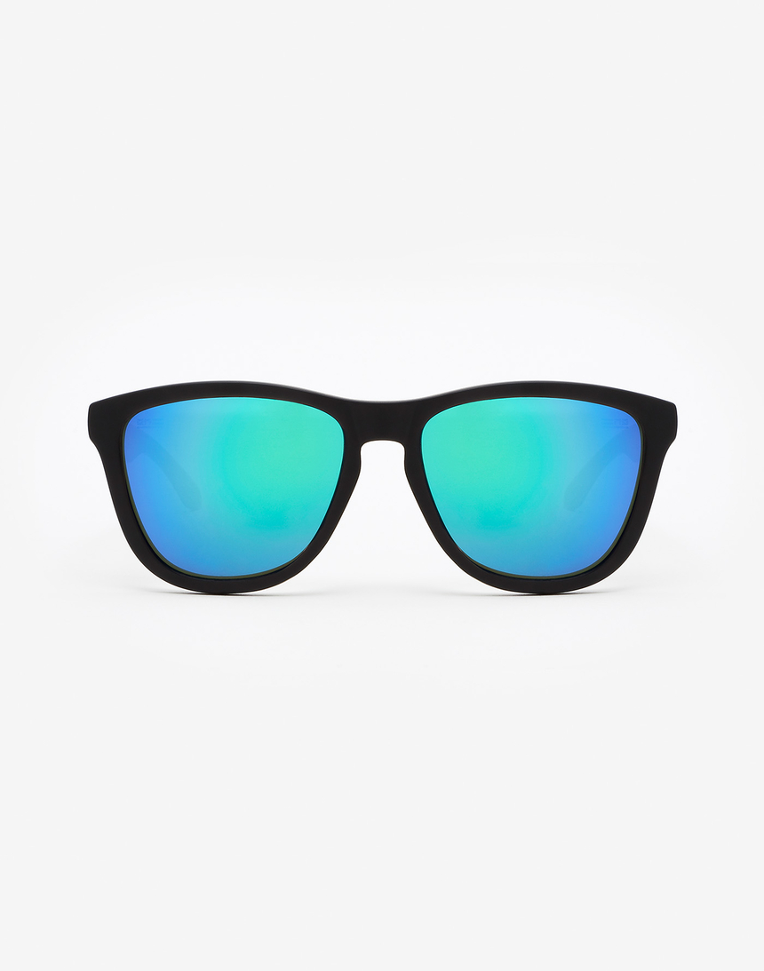 Hawkers Polarized Carbon Black Emerald One master image number 1.0