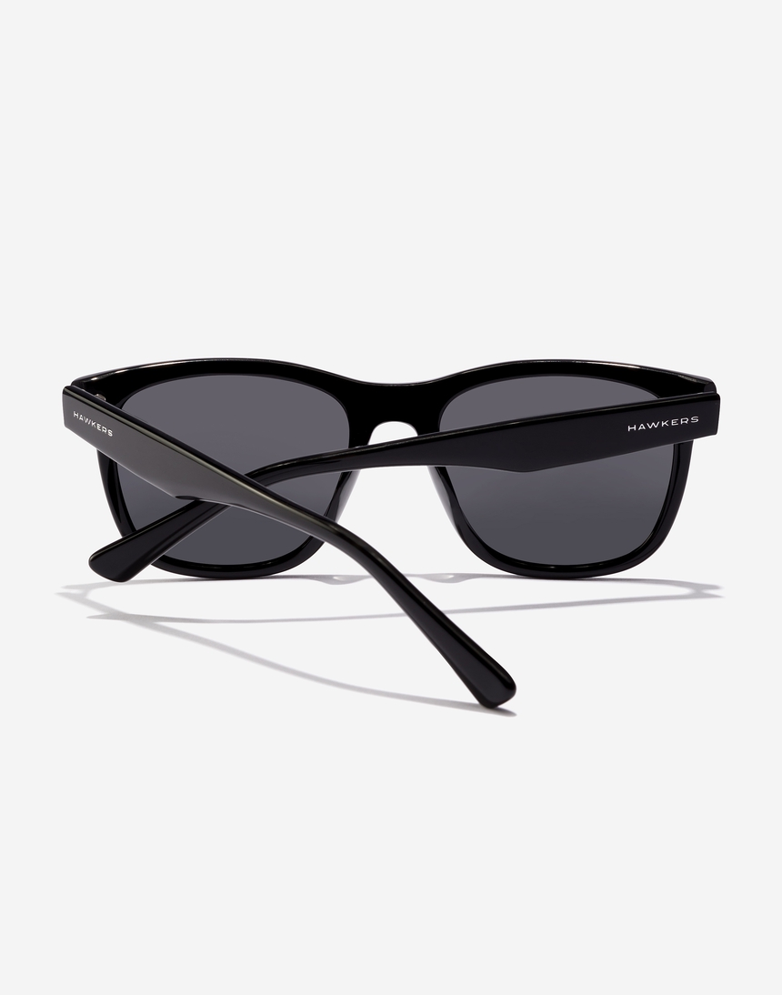Hawkers ONE PAIR XL - POLARIZED BLACK master image number 4.0