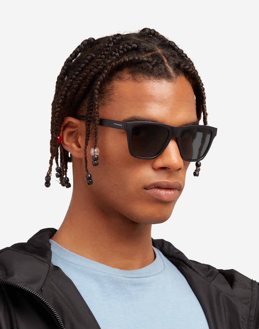 Hawkers ONE LS RAW - POLARIZED BLACK master image number 7.0