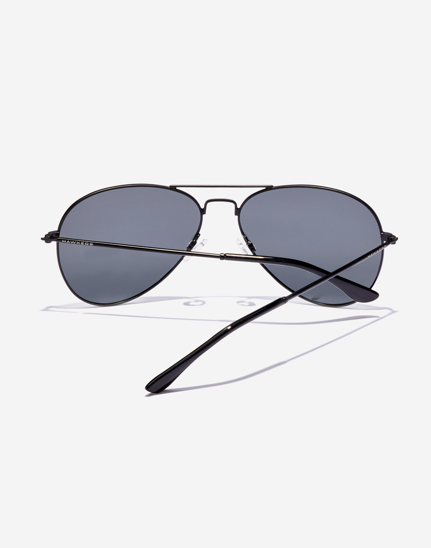 Hawkers HAWK - POLARIZED BLACK GREY master image number 3.0