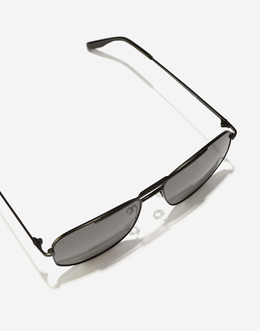 Hawkers CAD - POLARIZED BLACK DARK master image number 5.0
