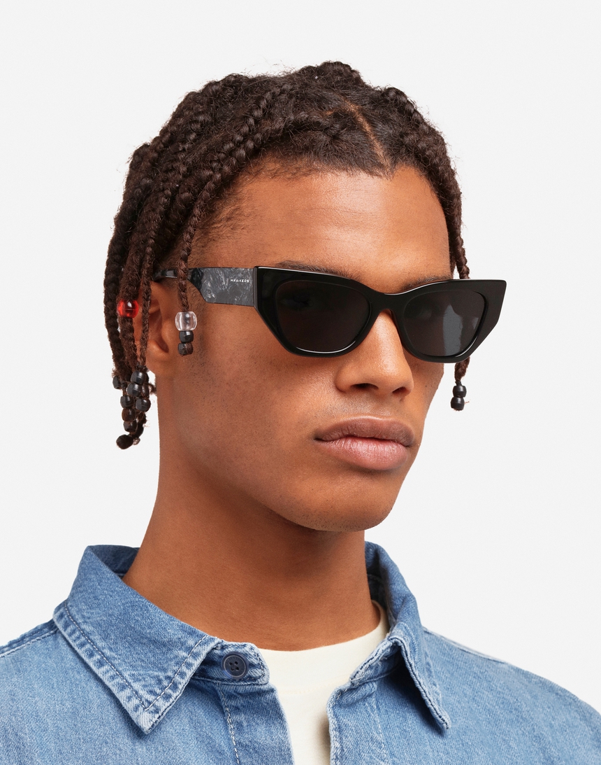Hawkers MANHATTAN - POLARIZED GRANITE DARK master image number 7.0