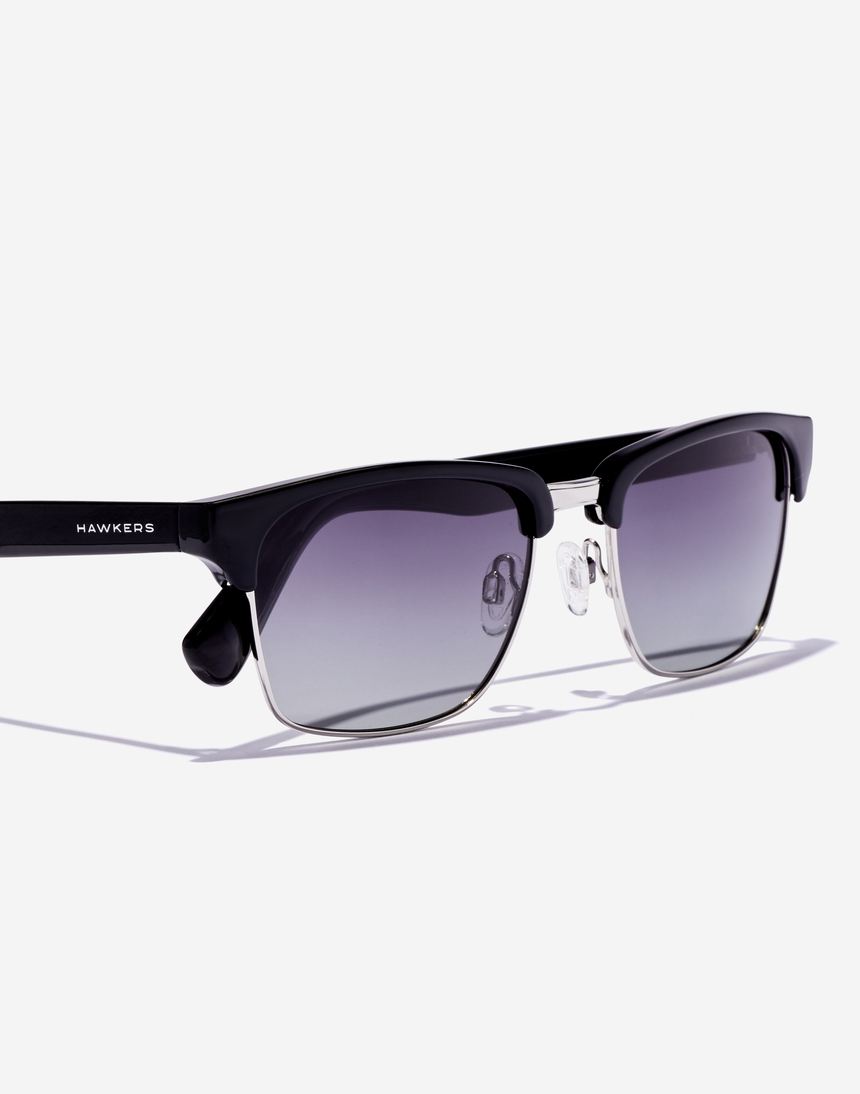 Hawkers CLASSIC VALMONT - POLARIZED BLACK GRADIENT master image number 3