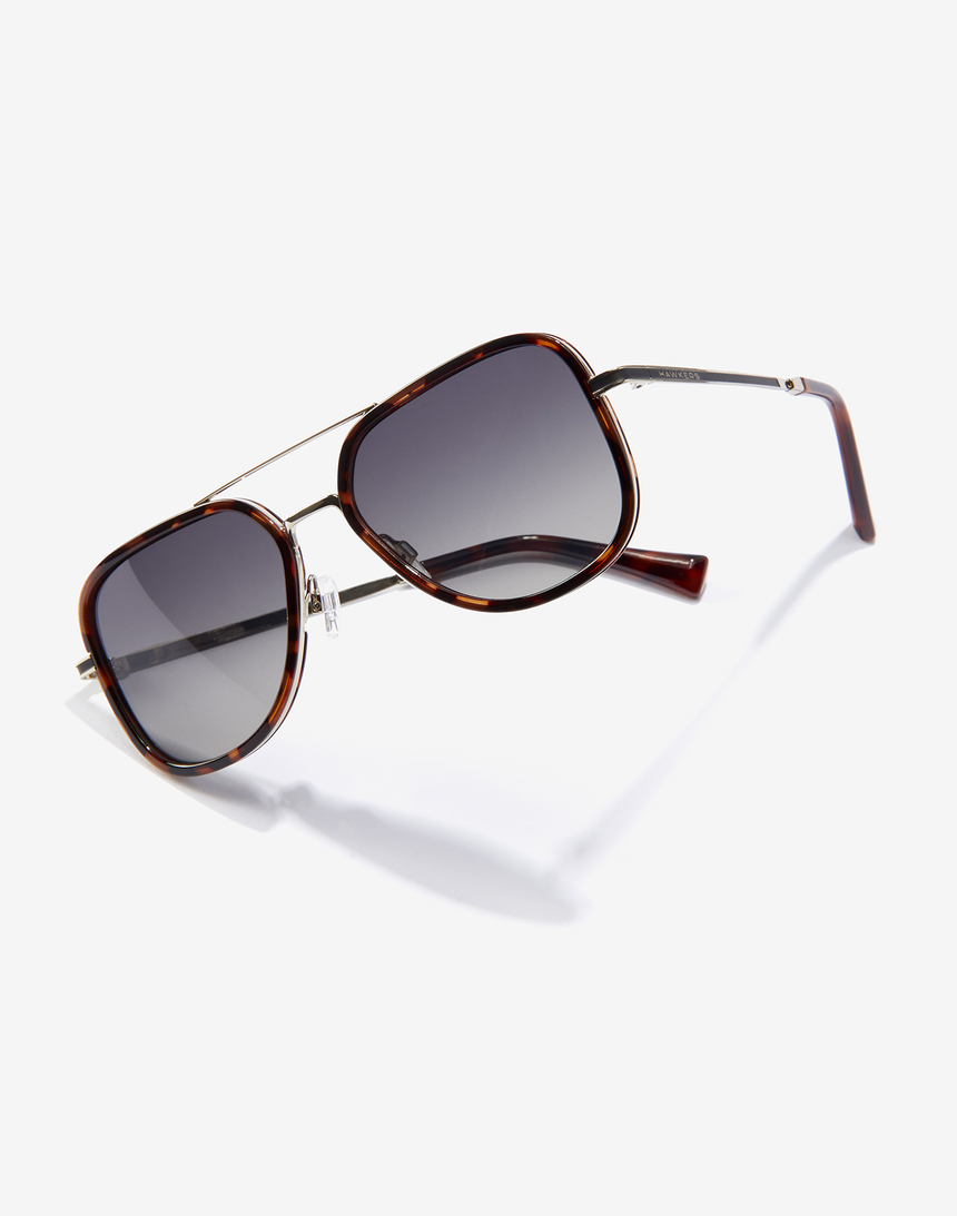 Hawkers CAPTAIN - POLARIZED CAREY master image number 3.0