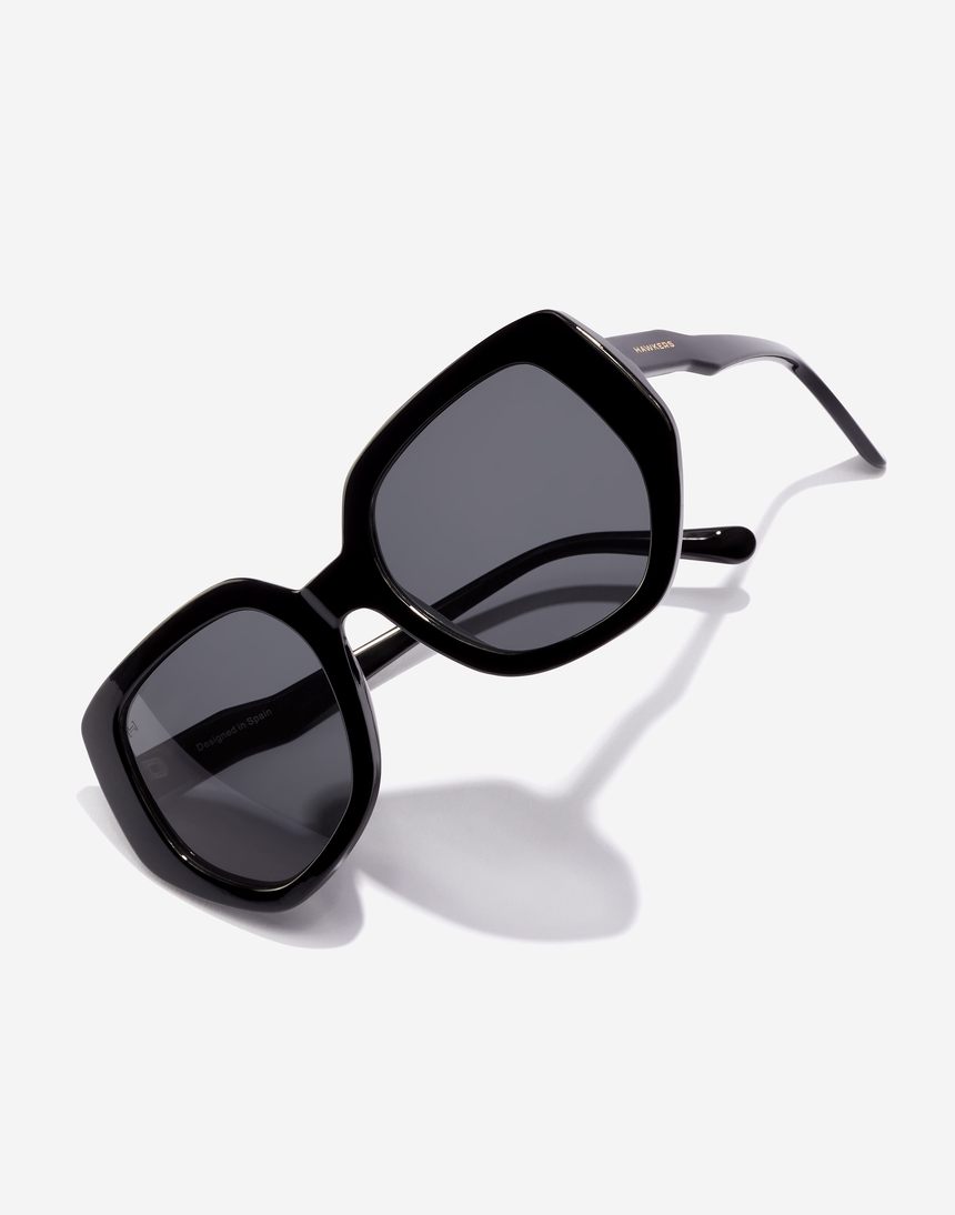 Hawkers MIA - POLARIZED BLACK DARK master image number 3.0