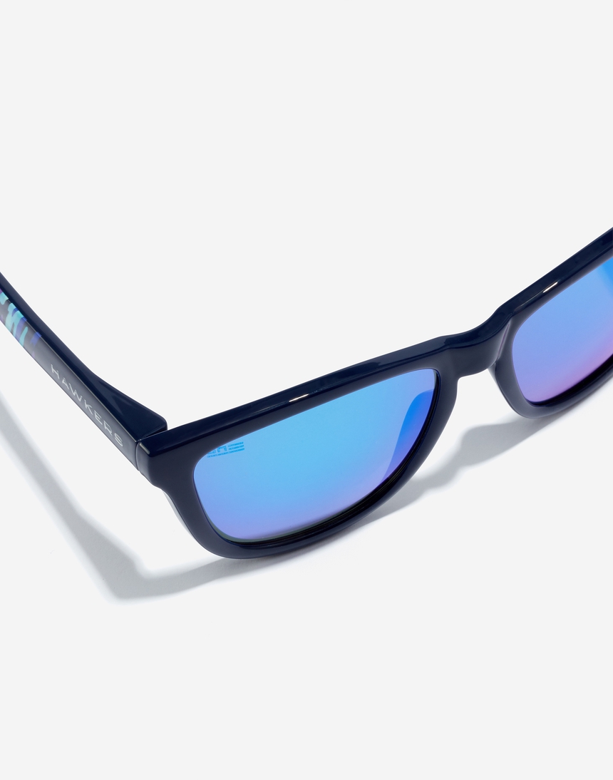 Hawkers ONE MAVERICK - BLUE master image number 5.0