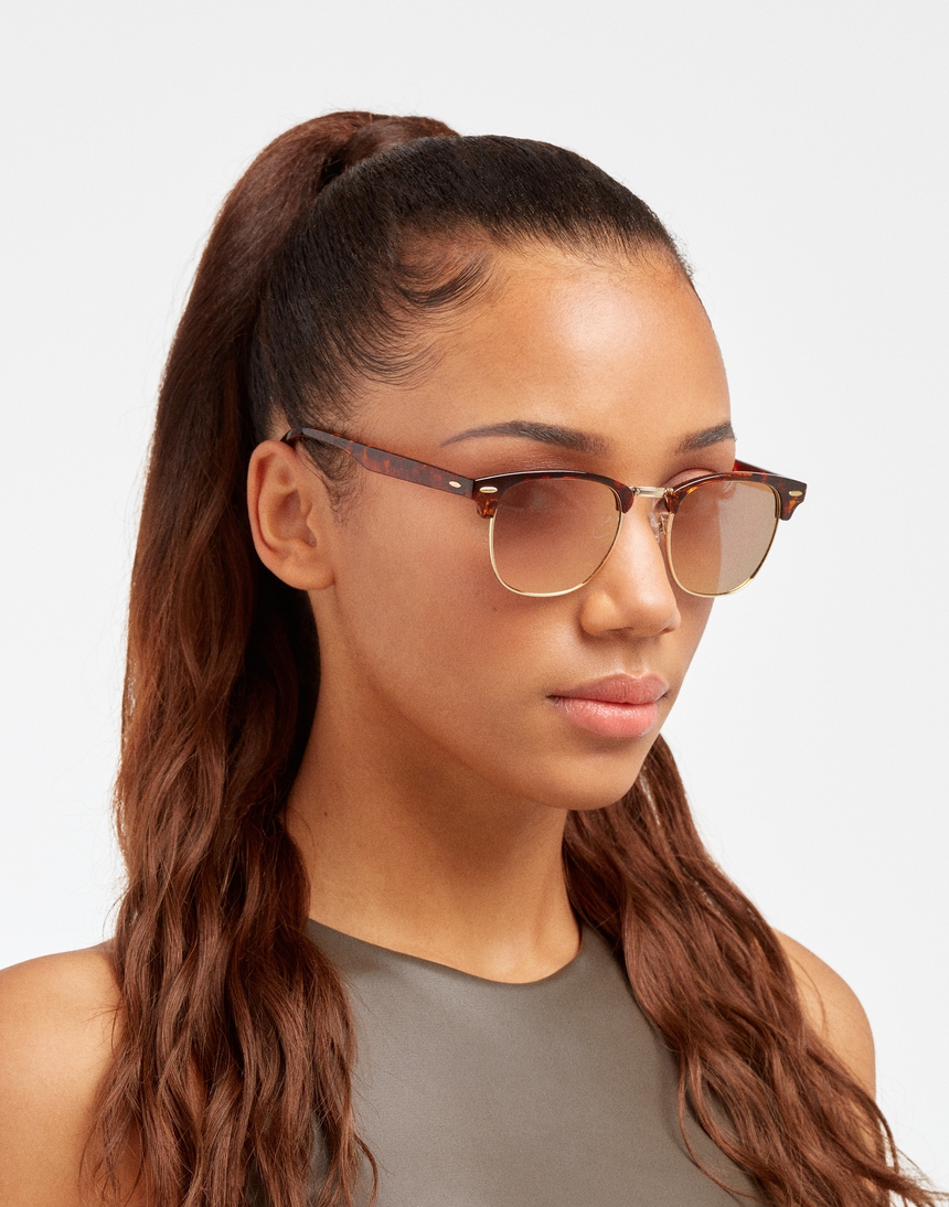 Hawkers CLASSIC BOLD - POLARIZED CAREY PINK master image number 6.0