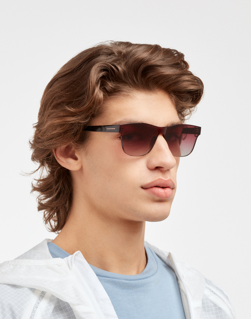 Hawkers IDLE - GRADIENT PURPLE master image number 7.0