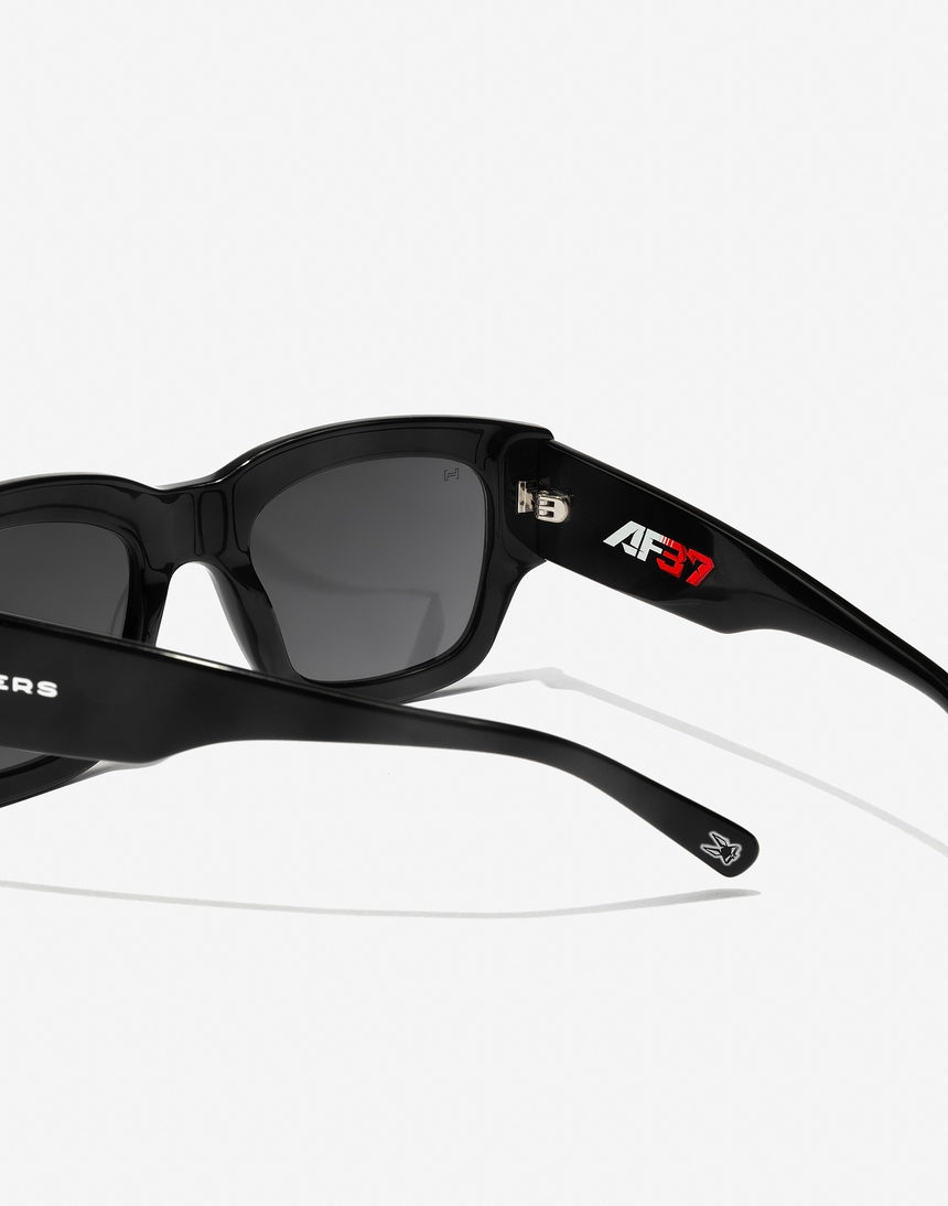 Hawkers HAWKERS X AUGUSTO FERNANDEZ - RACE master image number 4.0