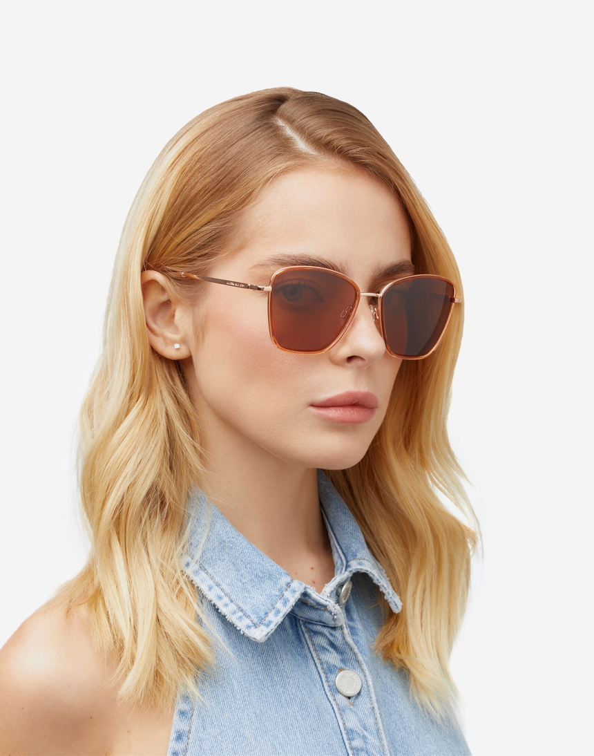 Hawkers CHILL - POLARIZED SAND BROWN master image number 6.0