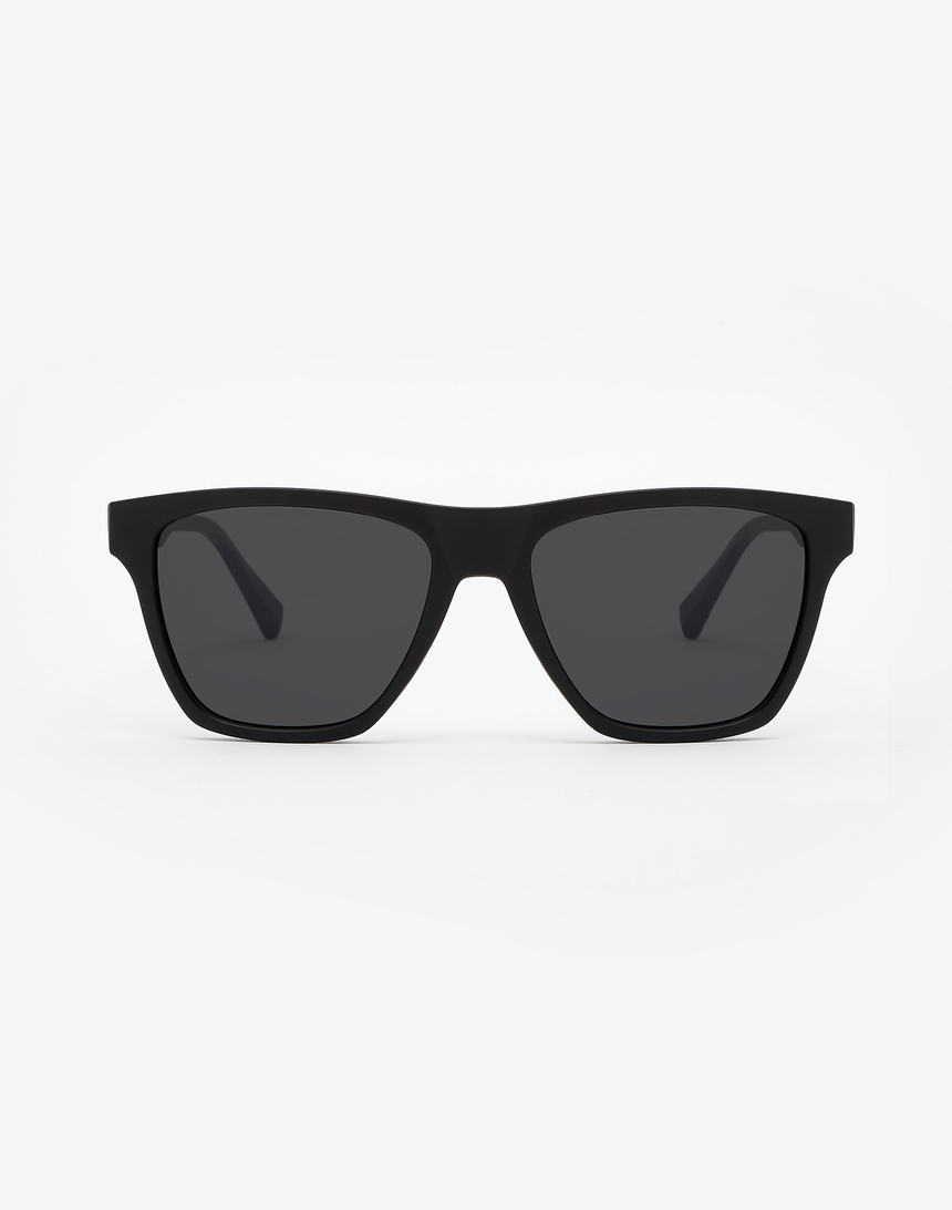 Hawkers Polarized Carbon Black Dark ONE LS master image number 0