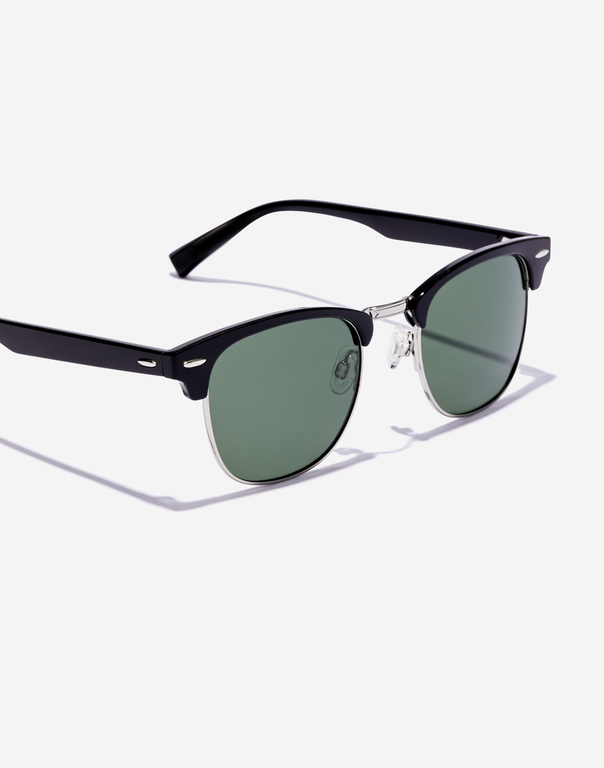 Hawkers CLASSIC BOLD - POLARIZED BLACK GREEN master image number 4.0